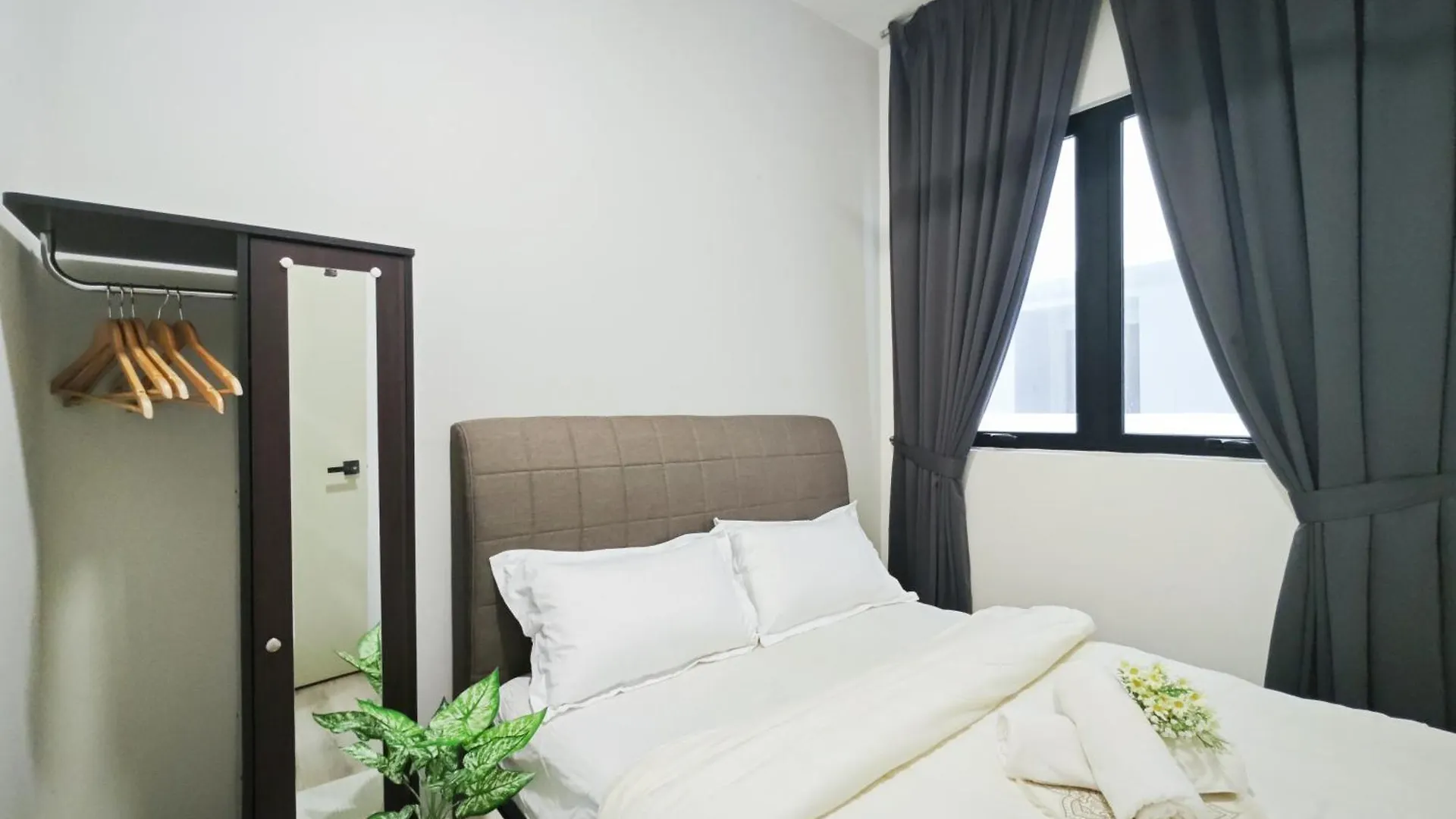 2Br Wifi, Mid Valley, Mosaic Southkey, 5-7 Pax, 7 Mins To Ciq 新山